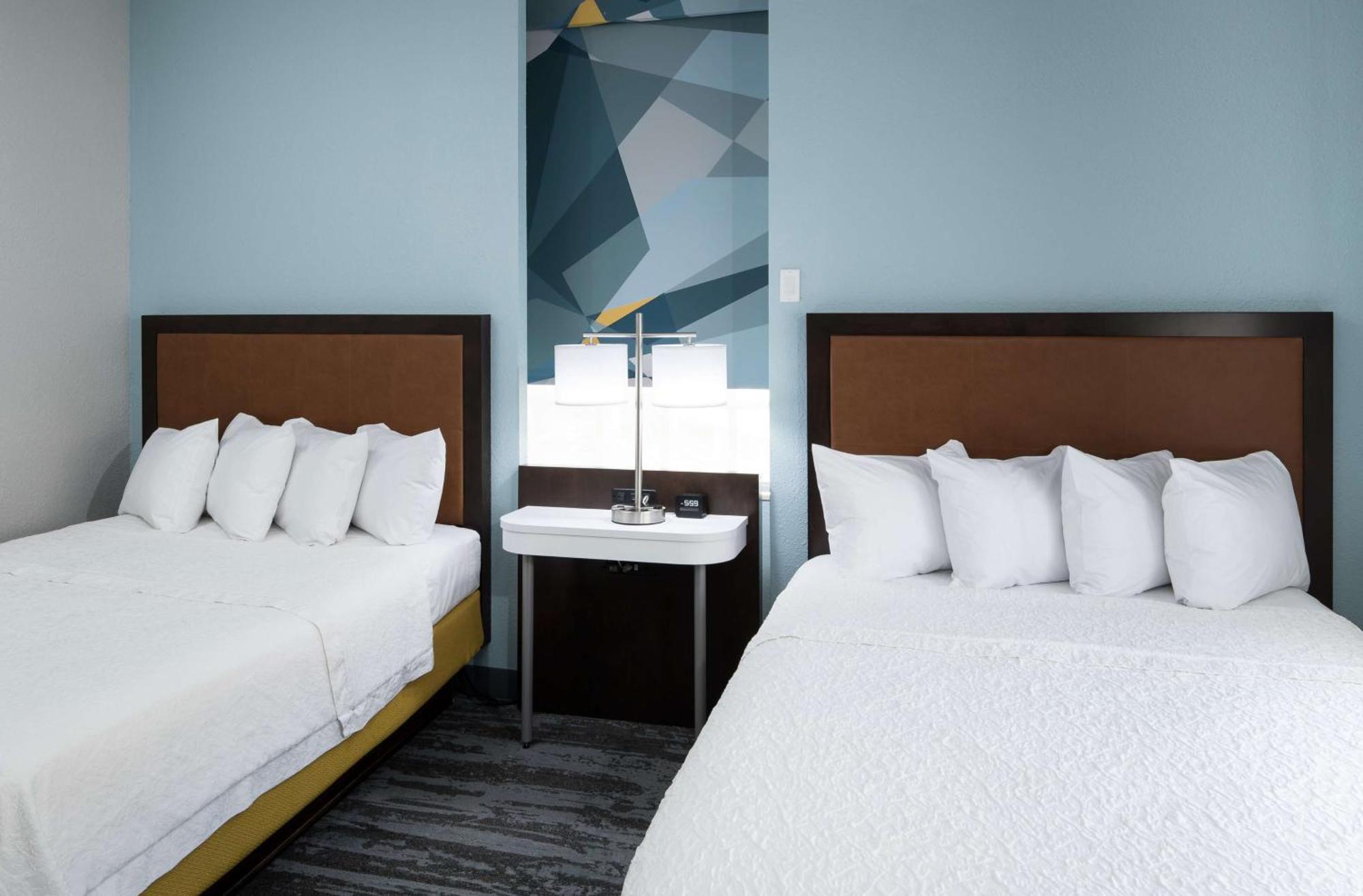 Hampton Inn & Suites Atlanta-Downtown מראה חיצוני תמונה
