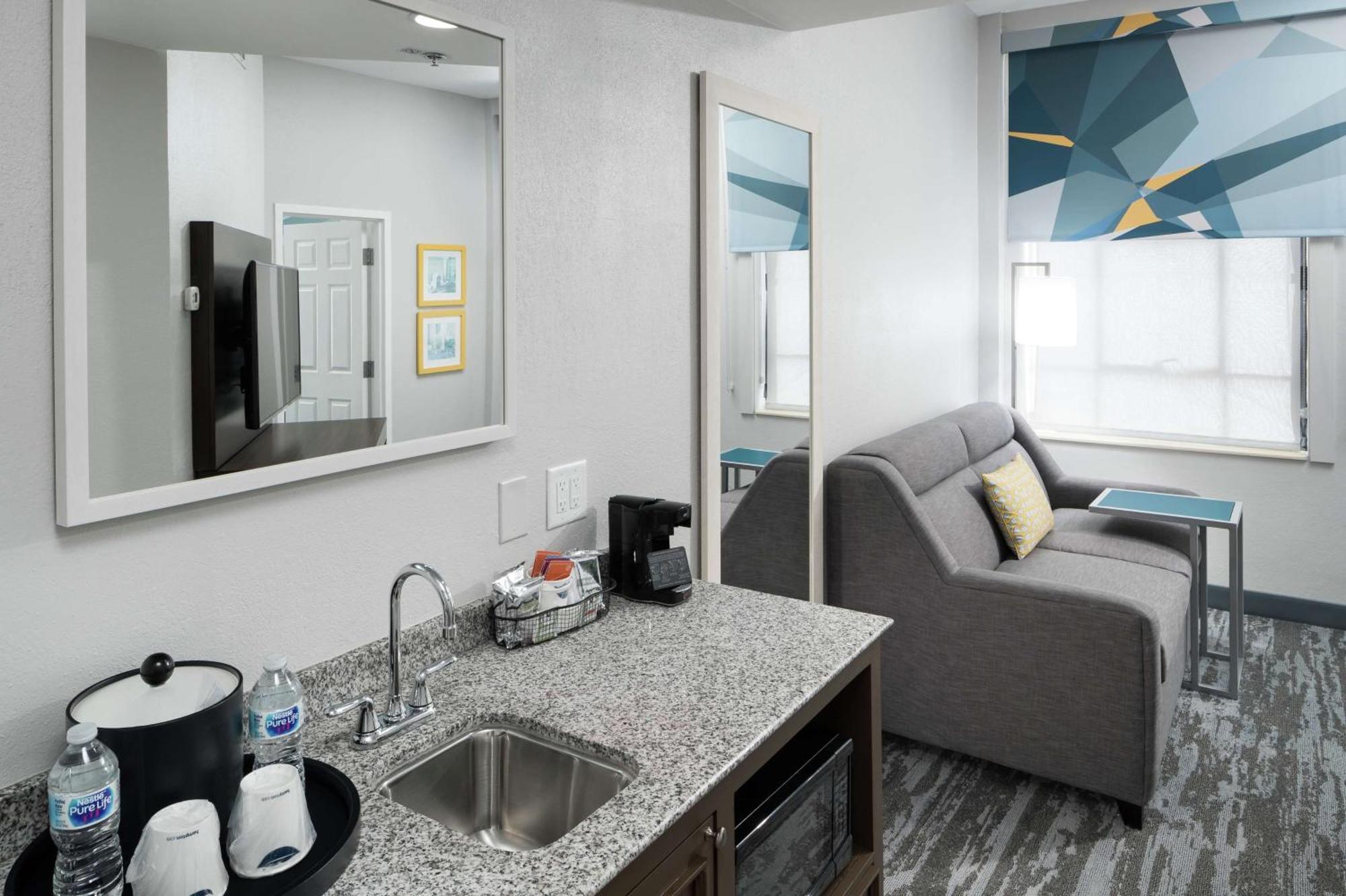 Hampton Inn & Suites Atlanta-Downtown מראה חיצוני תמונה