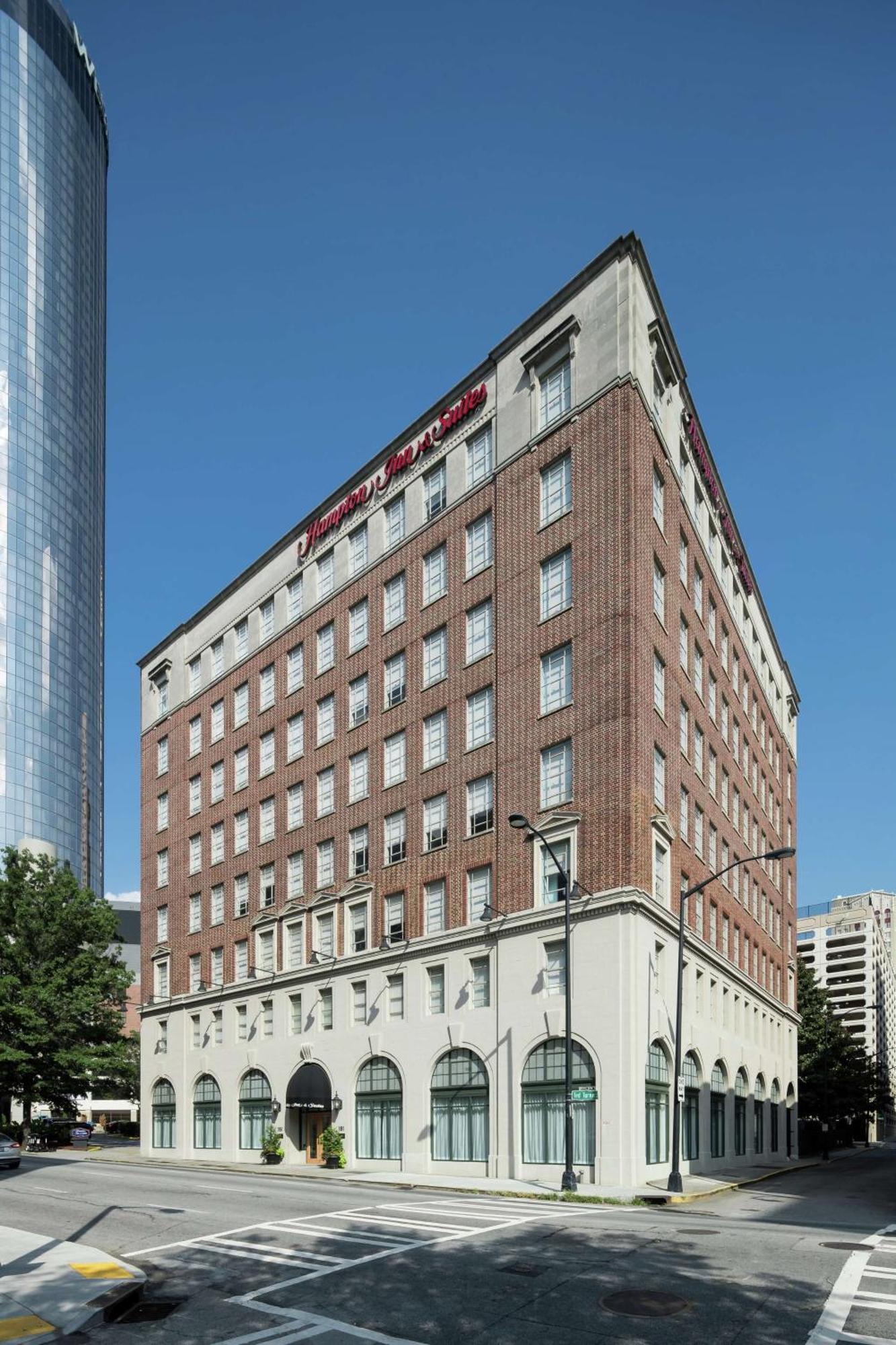 Hampton Inn & Suites Atlanta-Downtown מראה חיצוני תמונה